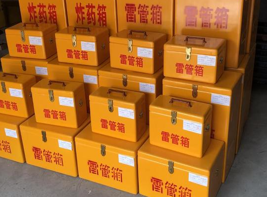 尤溪玻璃钢雷管箱的使用寿命一般是多少？